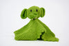 BARRY, adorable doudou plat éléphant vert citrus éco-responsable 100% coton bio certifié GOTS. Faits main au Kenya par les tricoteuses de la coopérative Kenana Knitters qui valorise le travail des femmes en milieu rural. Teintures certifiées non toxiques. 