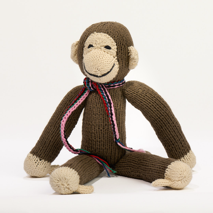 Le singe JOSEPH est disponible en 2 tailles S & M et en de nombreuses couleurs  (ici en taupe taille M).